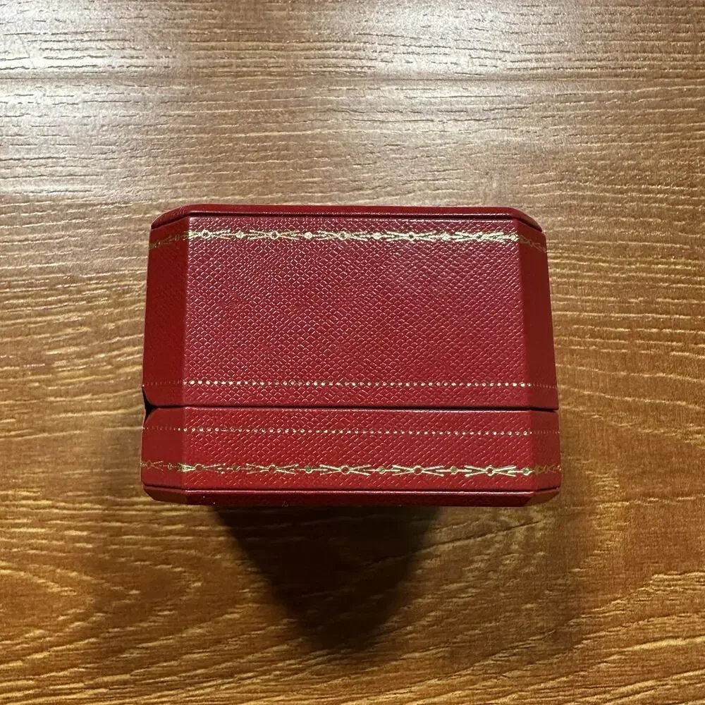 Cartier luxury quality